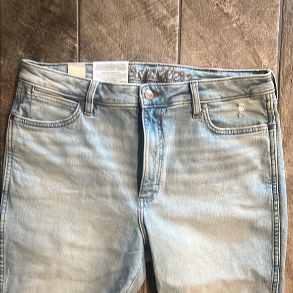 Nwt Wrangler Blue Flare Wide Leg Jeans (tall) - Picture 5 of 8